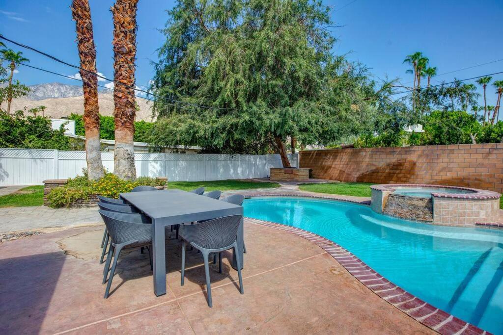 Close To Downtown Ps - Hike, Bike, Swim, Relax بالم سبرينغس المظهر الخارجي الصورة