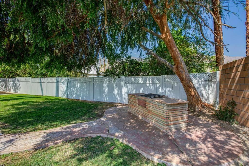 Close To Downtown Ps - Hike, Bike, Swim, Relax بالم سبرينغس المظهر الخارجي الصورة