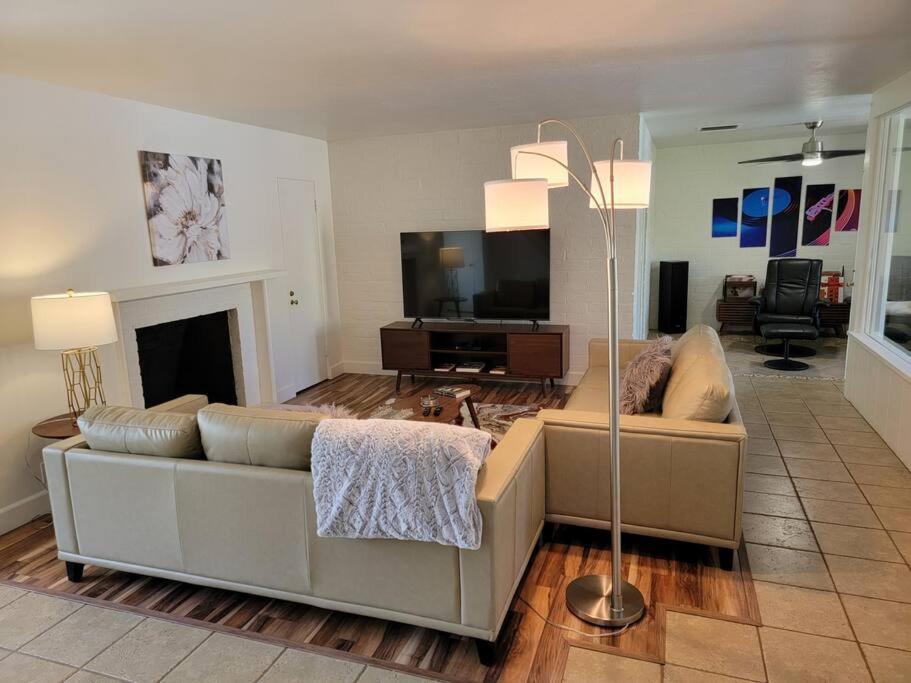 Close To Downtown Ps - Hike, Bike, Swim, Relax بالم سبرينغس المظهر الخارجي الصورة